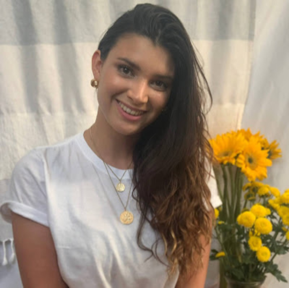 Meet your Posher, Paola